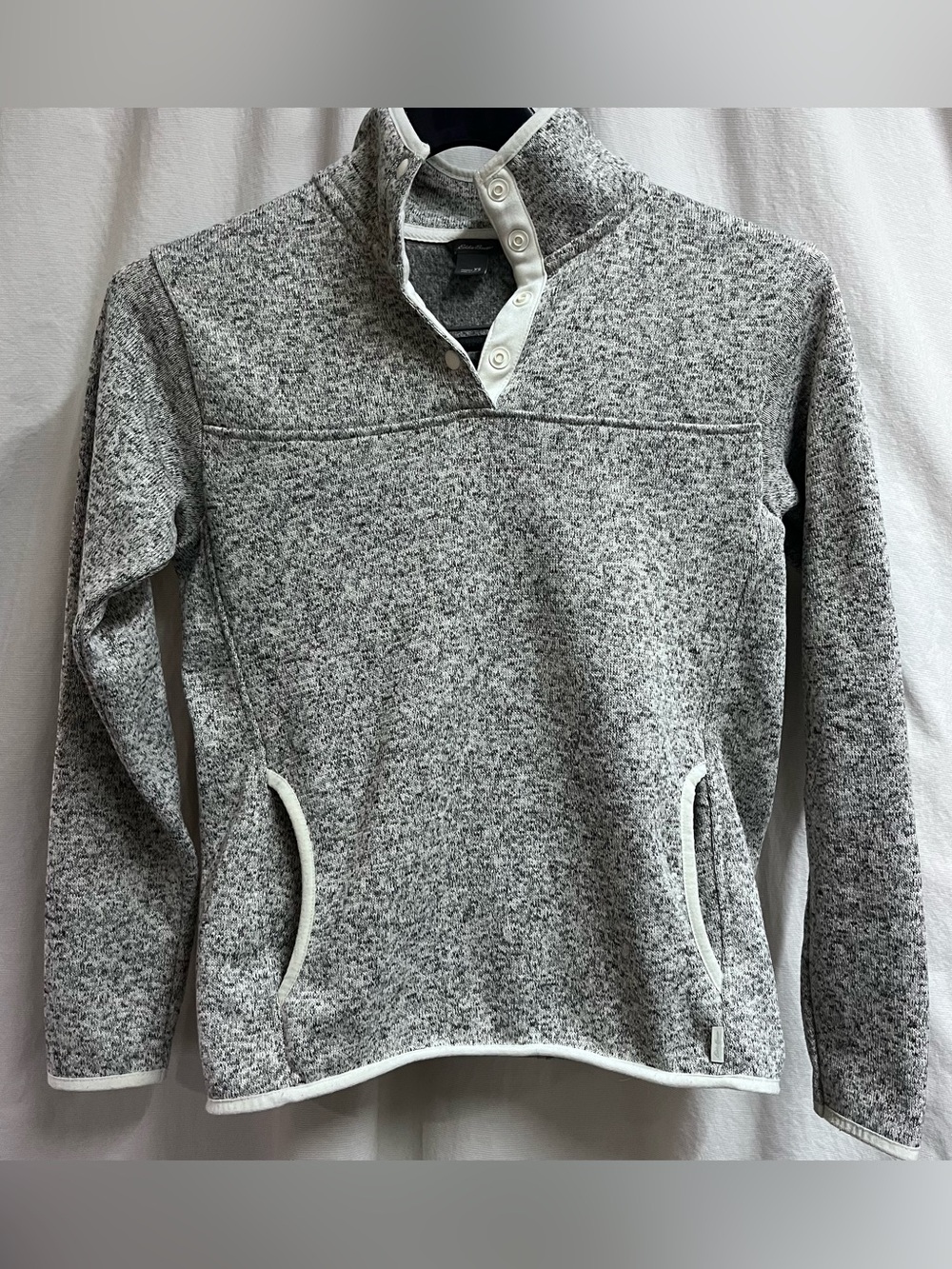 Eddie Bauer Women's XS Sweatshirt Fleece Pullover Quarter Snap Neutral Gray